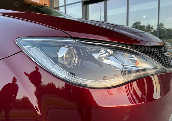 Chrysler Pacifica cena 114999 przebieg: 236900, rok produkcji 2017 z Warszawa małe 704